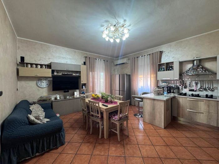 Appartamento quadrilocale in vendita in Via Luigi Settembrini, Nicastro Sambiase, Lamezia Terme