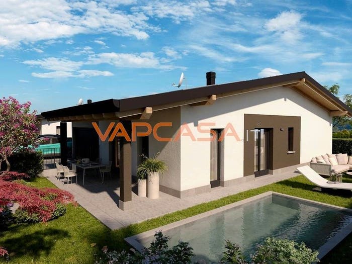 Casa trilocale in vendita in Via Toscana, Centro, Cologne