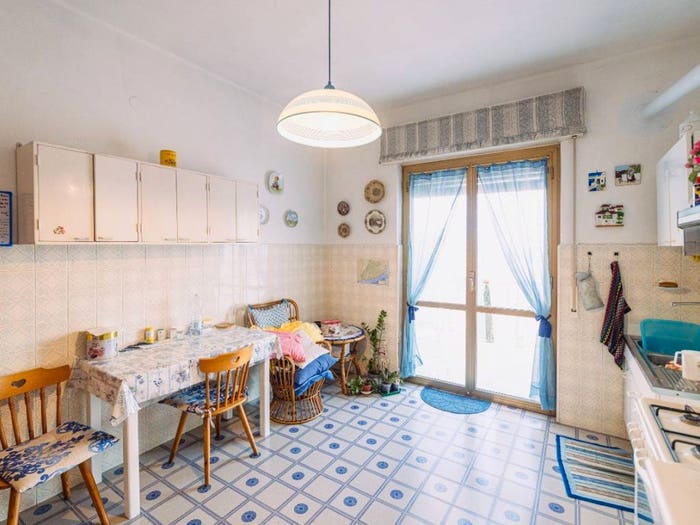 Appartamento quadrilocale in vendita in Castelvecchio, Imperia