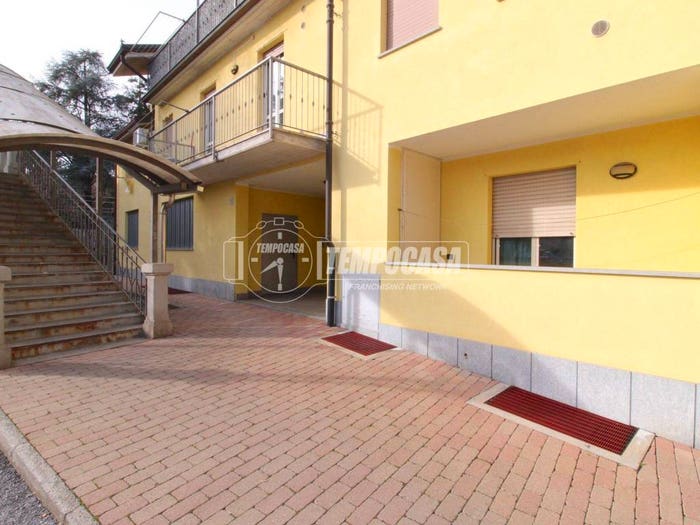 Appartamento bilocale in vendita in Via Fossano, Zona Industriale, Mondovì