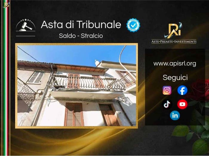 Appartamento trilocale in vendita in Via Messina, Centro, Carsoli