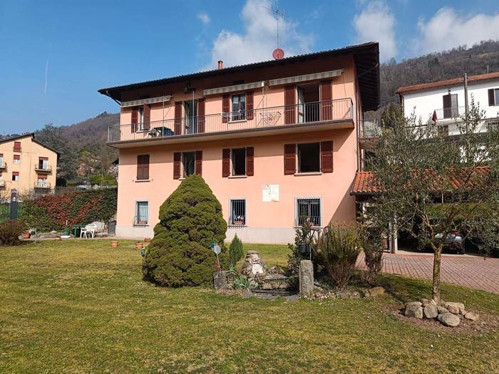 Casa con 6 locali in vendita in Camnago Volta, Como