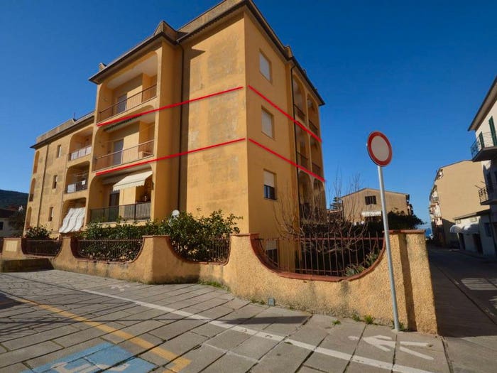 Appartamento quadrilocale in vendita in Via Gaspare Dussol, Centro, Marciana Marina
