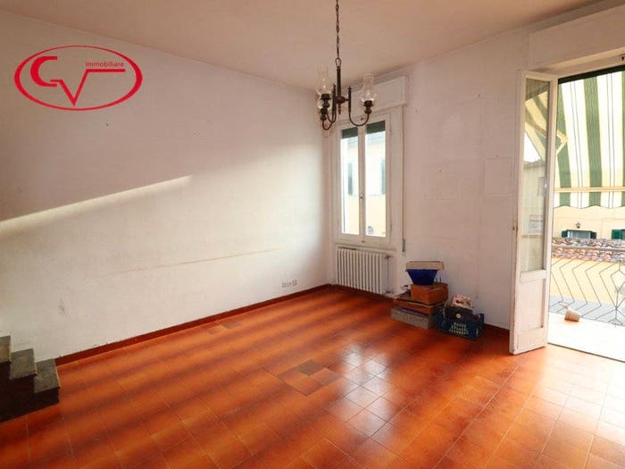 Appartamento quadrilocale in vendita in Via Ruggero Leoncavallo, Città, Montevarchi
