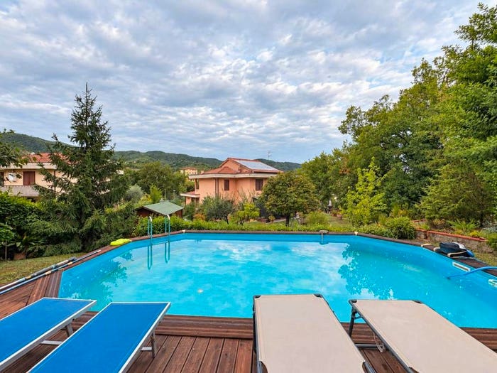Casa con 6 locali in vendita in Neri, Cavriglia