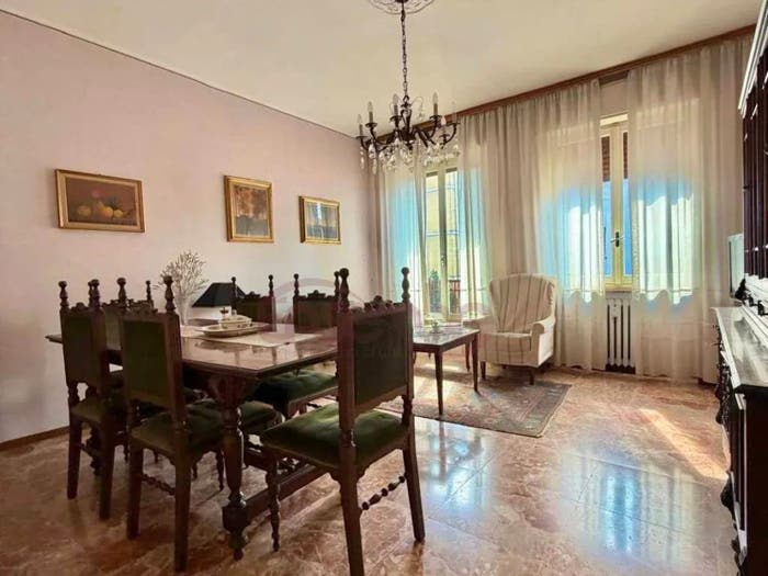 Appartamento quadrilocale in vendita in Via Montebello n, Stadio Cittadella, Parma