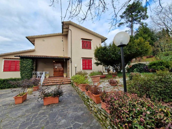 Casa con 6 locali in vendita in Strada Provinciale di Montalbano, San Baronto, Lamporecchio