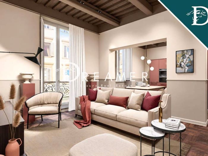 Appartamento con 6 locali in vendita in Via Camillo Cavour R, San Marco SS Annunziata, Firenze
