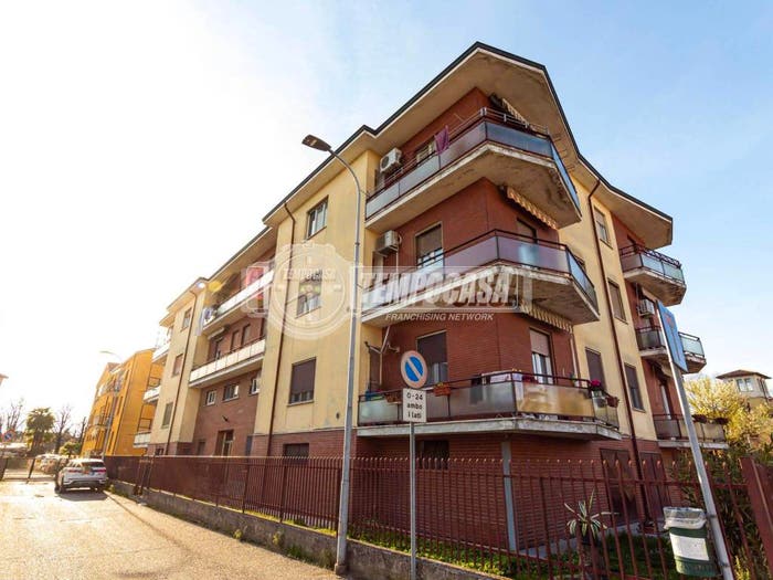 Appartamento trilocale in vendita in Via Piave, Centro, Pandino