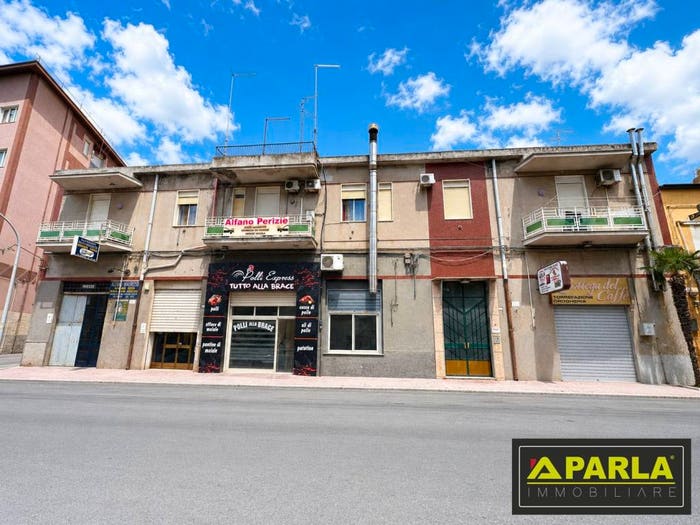 Appartamento quadrilocale in vendita in Viale della Vittoria, Canicattì