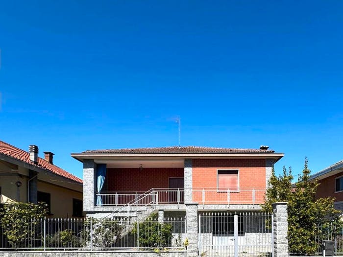 Casa con 6 locali in vendita in Via Caboto, Centro, Pianezza