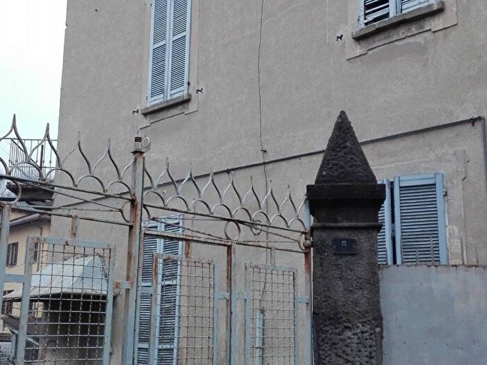 Appartamento trilocale in vendita in Via della Salute, Monticello Mondonico, Olgiate Molgora
