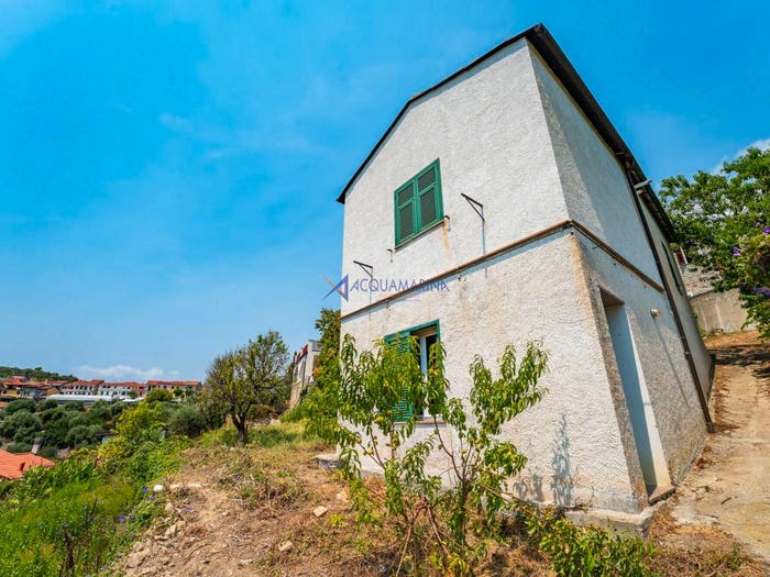 Casa quadrilocale in vendita in Borgata Conio, Centro, Pompeiana