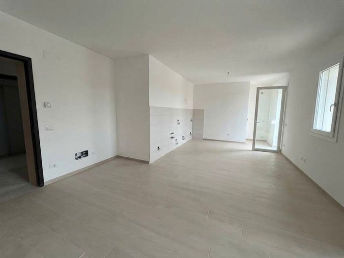 Appartamento quadrilocale in vendita in Via Monte Marano, Gionchetto, Latina