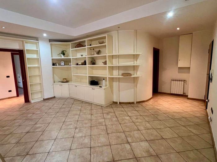 Appartamento quadrilocale in vendita in Viale Cristoforo Colombo, Quartu, Quartu Sant'Elena