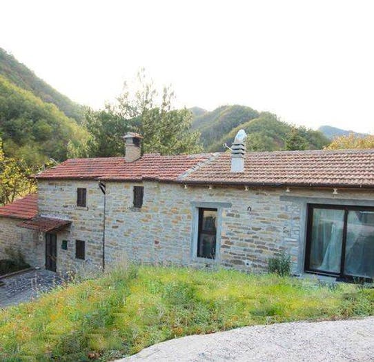 Casa con 5 locali in vendita in Strada Statale Di Bocca Trabaria, Borgo Pace