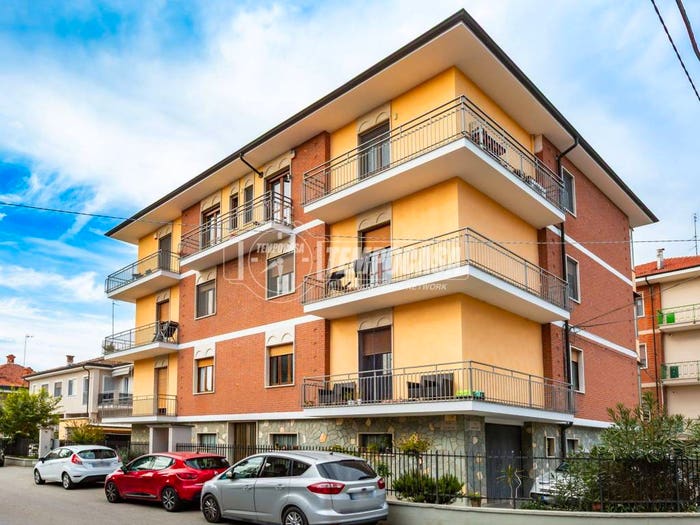 Appartamento quadrilocale in vendita in Via Genova, Centro, Fossano