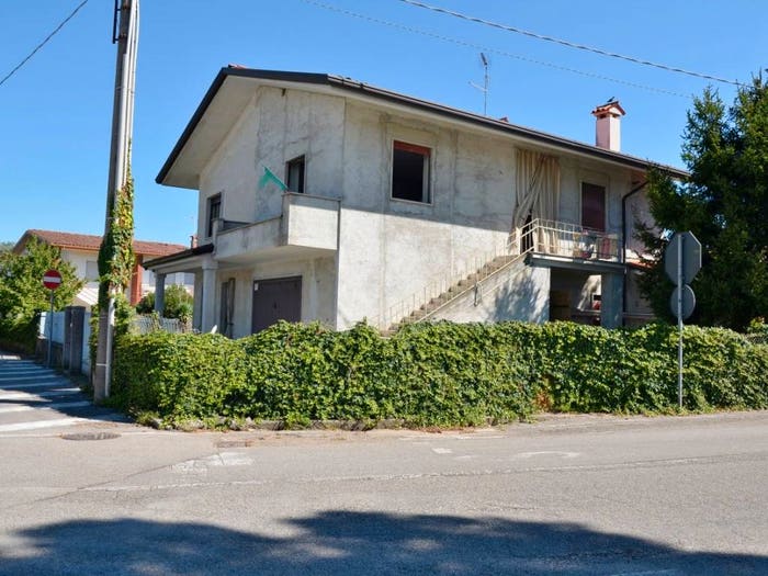 Casa con 6 locali in vendita in Via Stazione, Polazzo, Fogliano Redipuglia