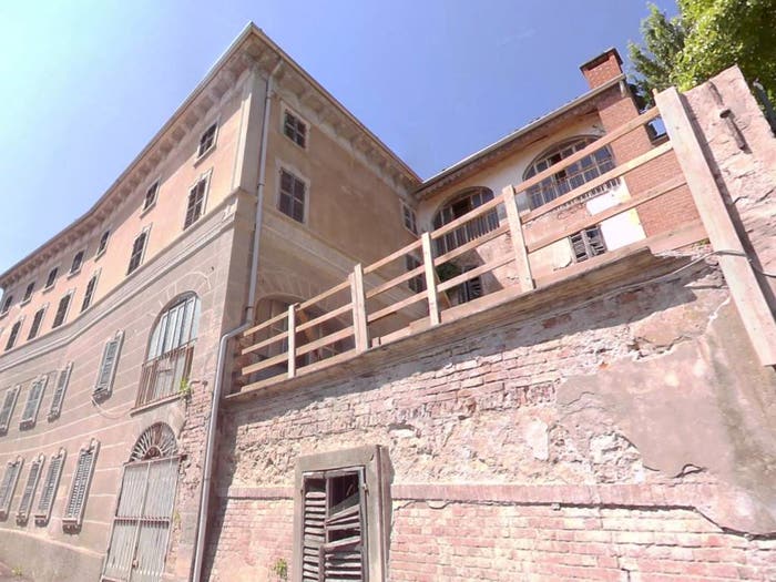 Casa con 6 locali in vendita in Via Roma, Centro, Moncestino