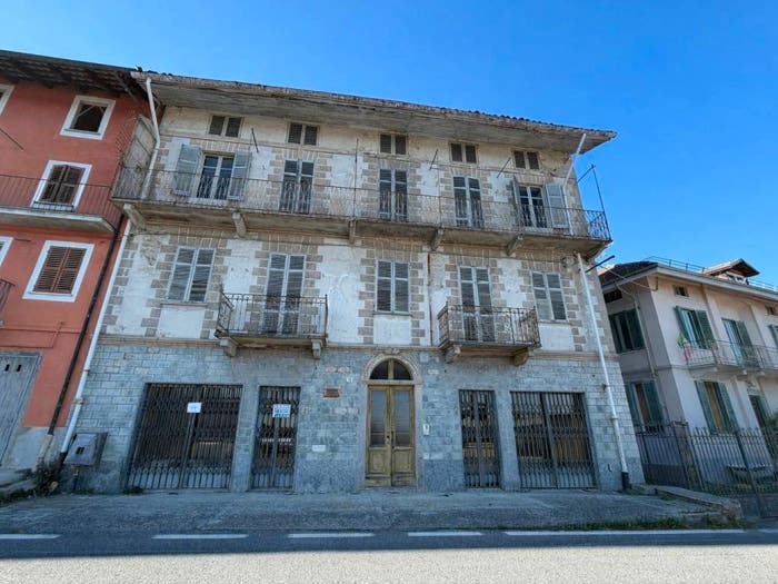 Casa con 6 locali in vendita in Via Roma, Livera, Pettinengo