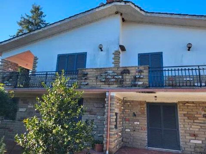 Casa con 6 locali in vendita in Via Della Dodecapoli No Number, Colle Diana, Sutri
