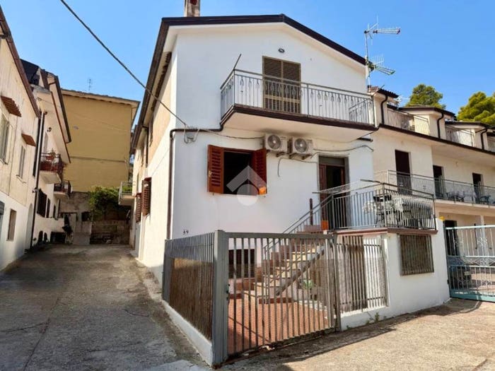 Appartamento trilocale in vendita in Via Riviera Azzurra, Cirella, Diamante