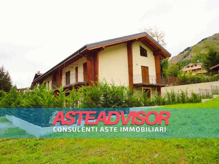 Appartamento con 6 locali in vendita in Via Albaretto, Entracque