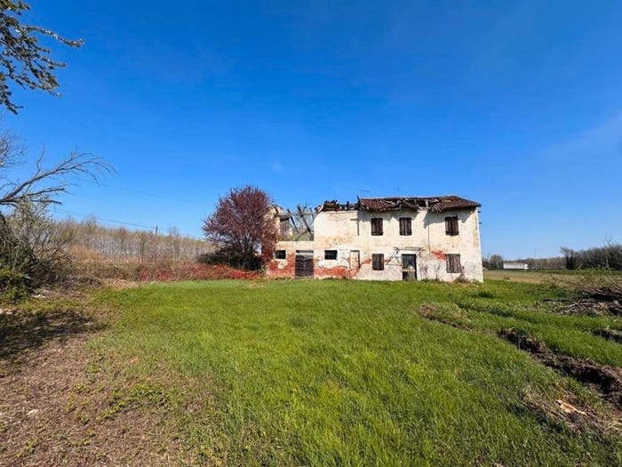 Casa con 6 locali in vendita in Via Aprile, Centro, Piombino Dese