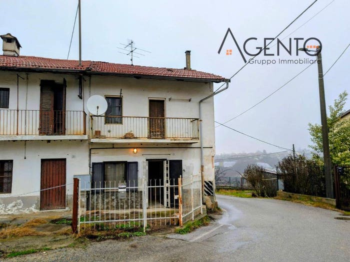 Casa trilocale in vendita in Frazione Capelli, Monteu Roero