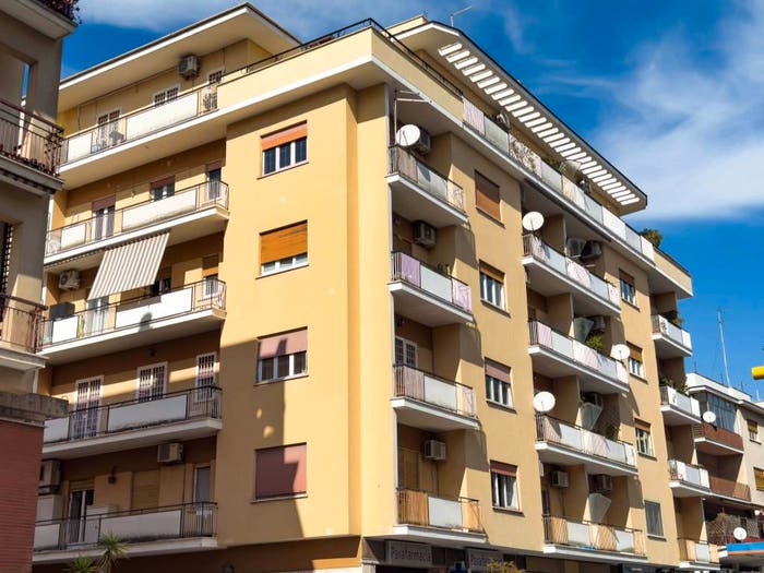 Case in Vendita e in Affitto - 2
