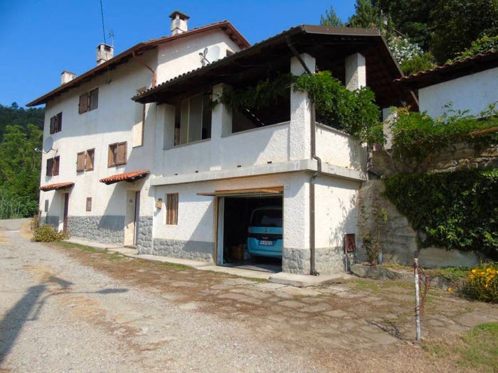 Casa trilocale in vendita in Frazione Villaretti, Torre Bormida