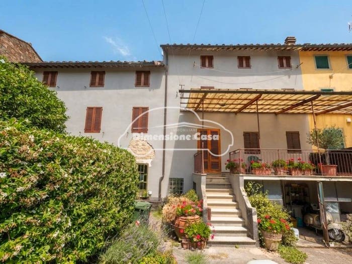 Casa con 6 locali in vendita in Via Sottomonte, Massa Macinaia San Leonardo, Capannori