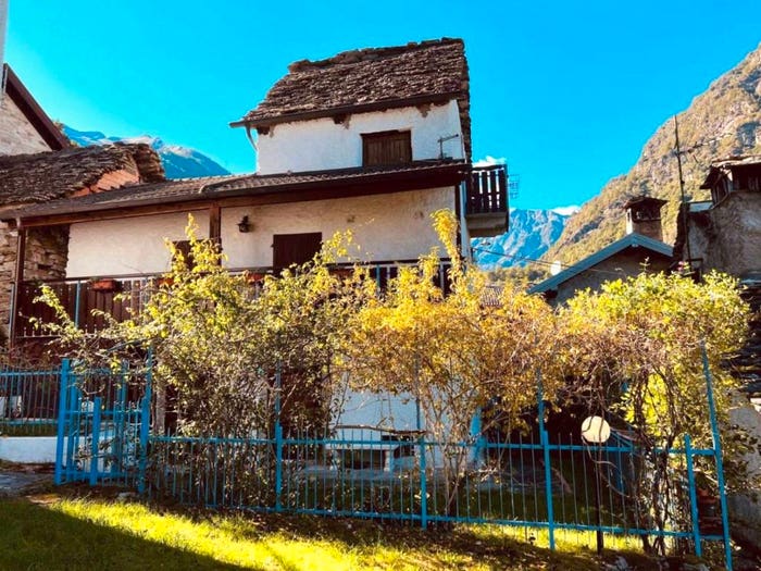 Casa quadrilocale in vendita in Via Terzo Fuori, Antrona Schieranco