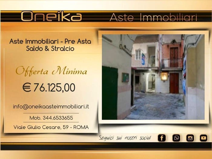 Appartamento con 5 locali in vendita in Via Sant'Agostino alla Zecca, Tribunali, Napoli