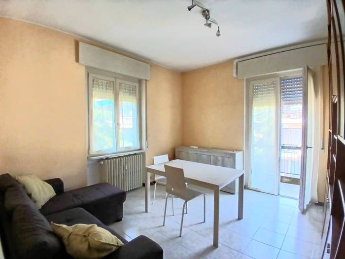 Appartamento bilocale in vendita in Via Benito Gazzaniga, Centro, Broni