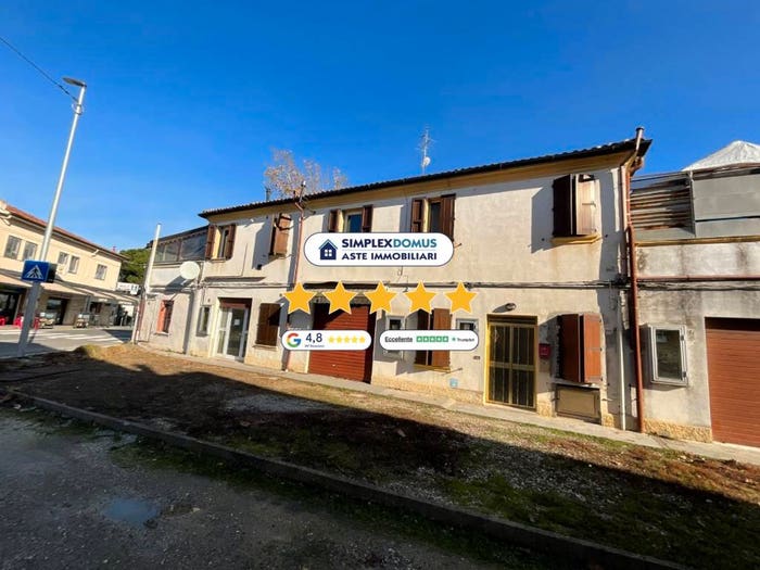 Appartamento con 5 locali in vendita in Via Ravenna, Comacchio, Ferrara