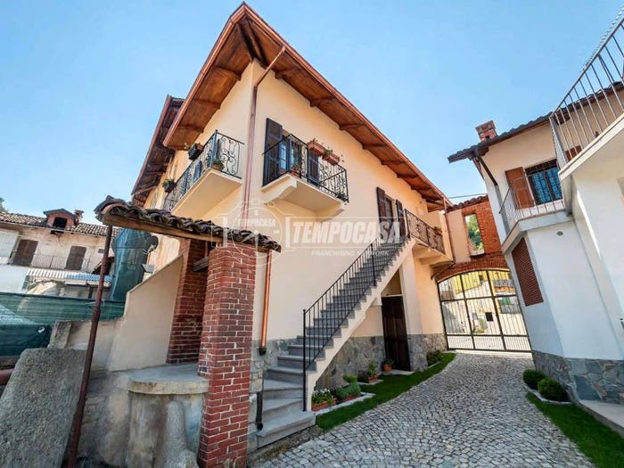 Casa bilocale in vendita in Via Giordano Bruno, Centro, Trana