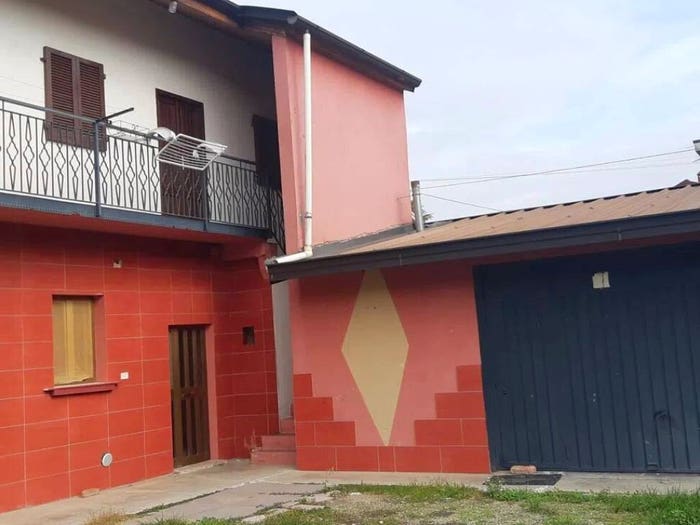 Appartamento trilocale in vendita in Via Trieste, Centro, Lonate Pozzolo