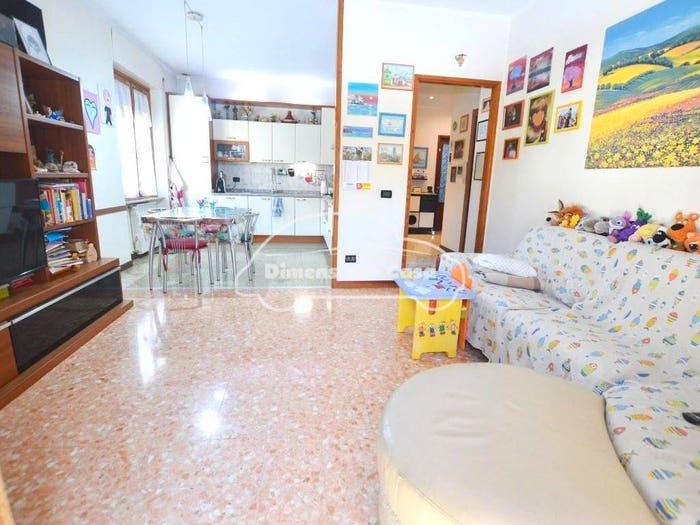 Appartamento trilocale in vendita in Via Carlo Piaggia, Centro, Capannori
