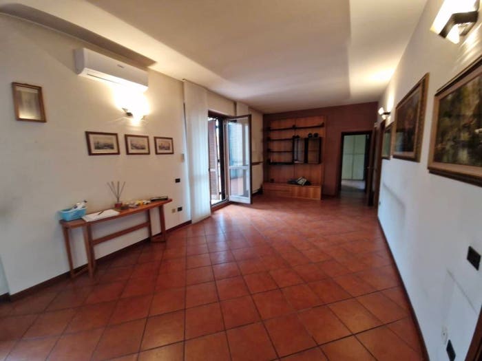 Casa con 5 locali in vendita in Via Pagliera, Centro, Lainate