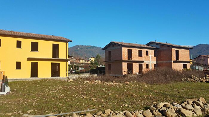 Casa con 6 locali in vendita in Pieve Fosciana
