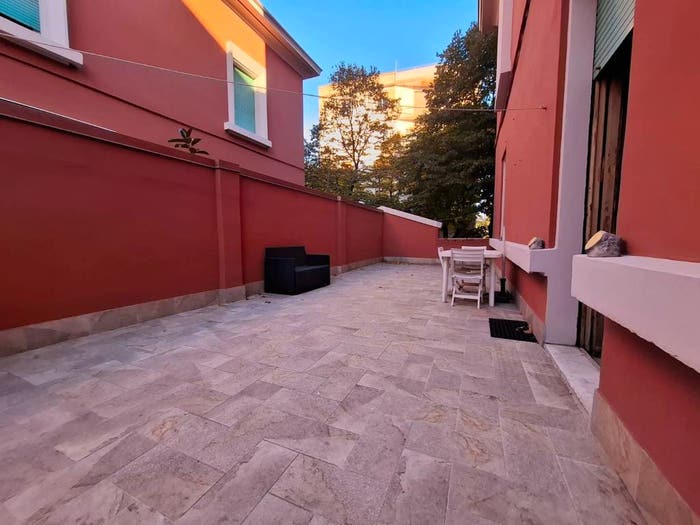 Appartamento con 6 locali in vendita in Viale Goffredo Mameli, Fabbricotti, Livorno