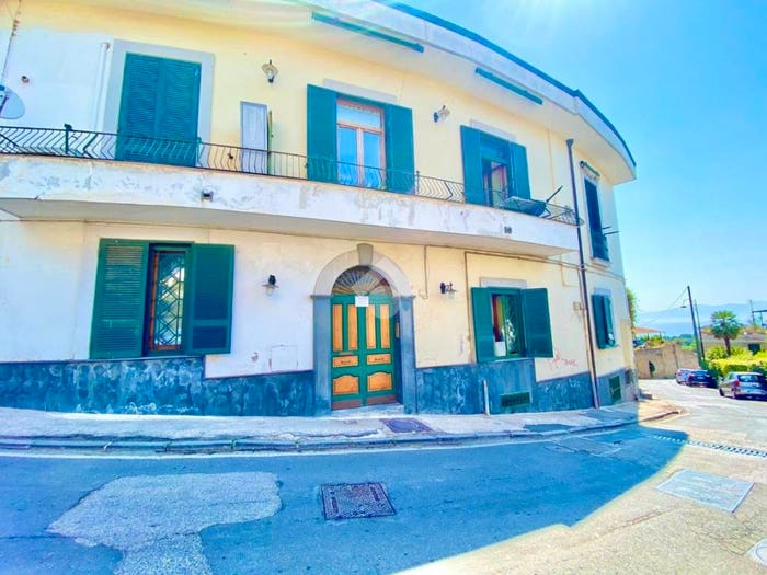 Appartamento bilocale in vendita in Via Ferdinando russo, Posillipo, Napoli