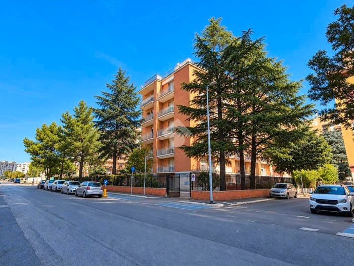 Appartamento quadrilocale in vendita in Piazza Domenico Scaramella, San Ciro Stadio, Foggia