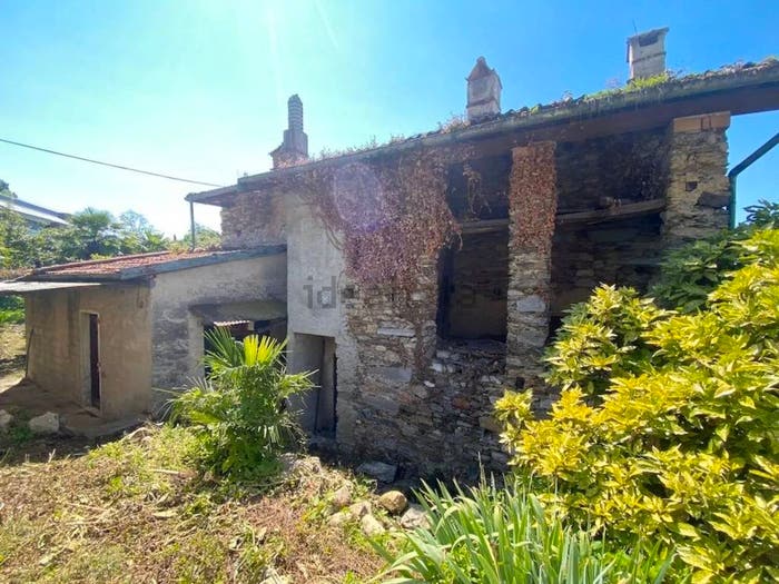 Casa con 6 locali in vendita in Via Provinciale Per Trarego, Centro, Cannero Riviera