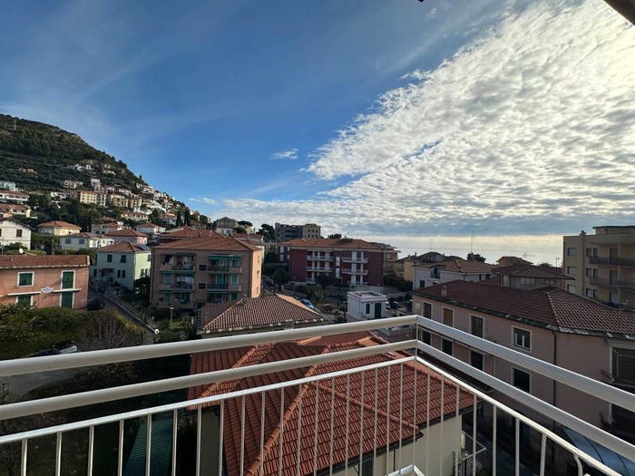 Casa quadrilocale in vendita in Via Giacomo Matteotti, Borgio, Borgio Verezzi