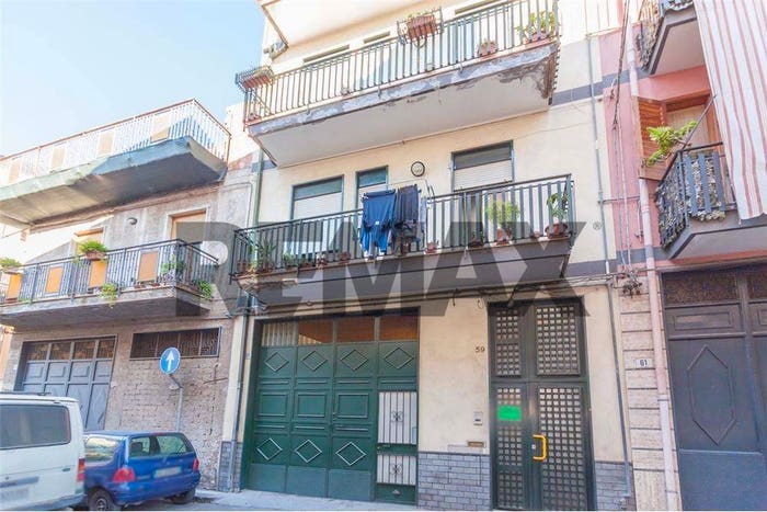 Appartamento con 5 locali in vendita in Via Vincenzo Monti, Paternò