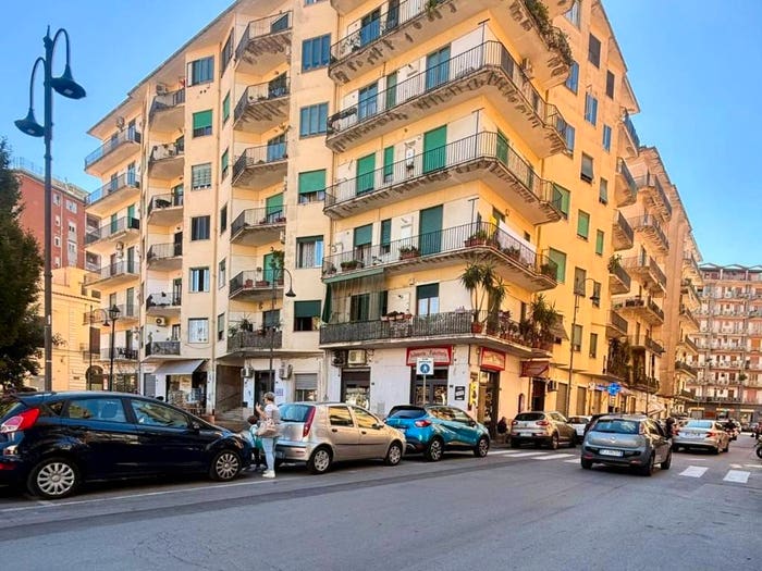 Appartamento quadrilocale in vendita in Piazza Michele De Santi, Nocera Inferiore