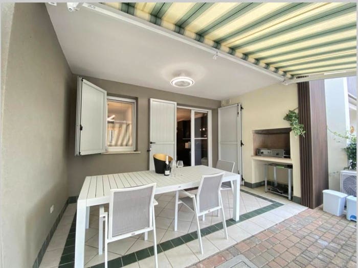 Appartamento trilocale in vendita in Piazzale Guido d'Arezzo, Lido delle Nazioni, Comacchio