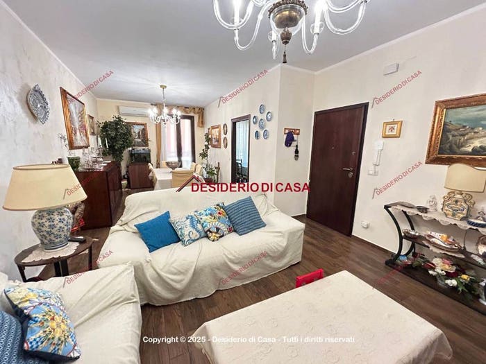 Appartamento trilocale in vendita in Via Giovanni Falcone e Paolo Borsellino, Marineo